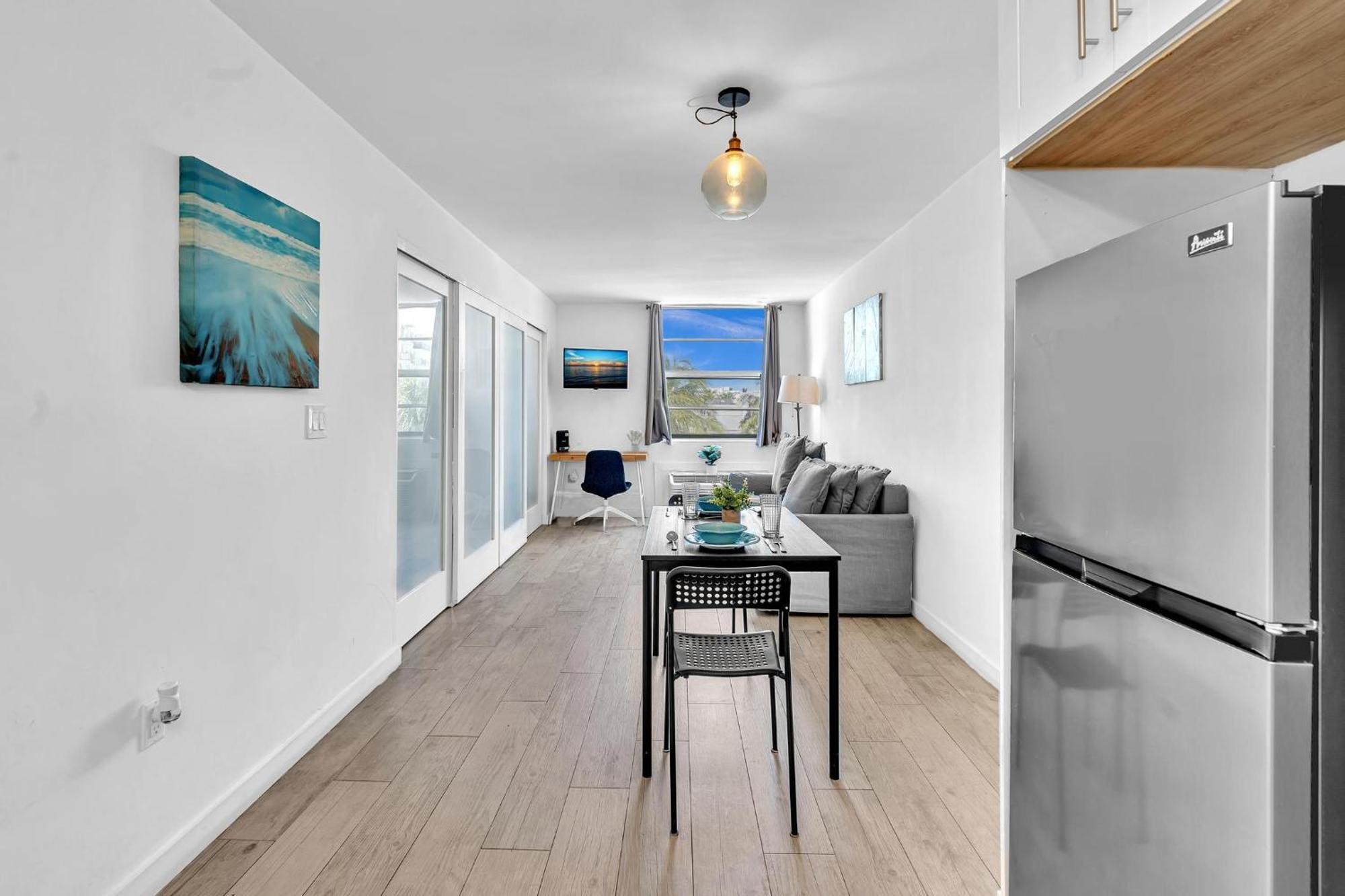 Deluxe Modern 1 Bedroom In South *