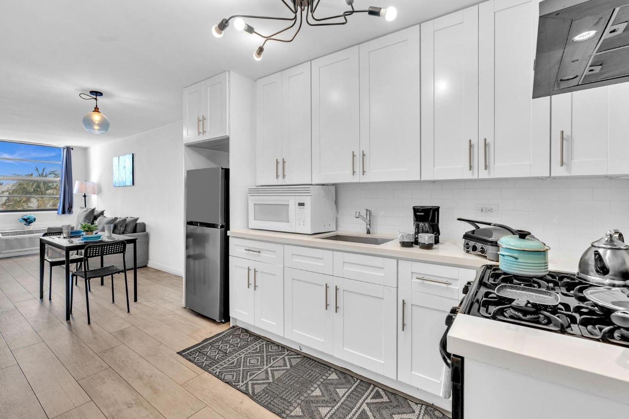 Apartment Deluxe Modern 1 Bedroom In South *